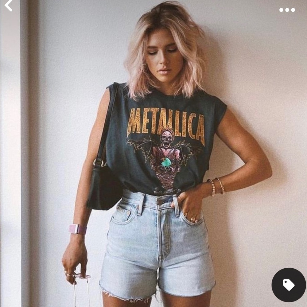 Vintage Levi’s cut off shorts